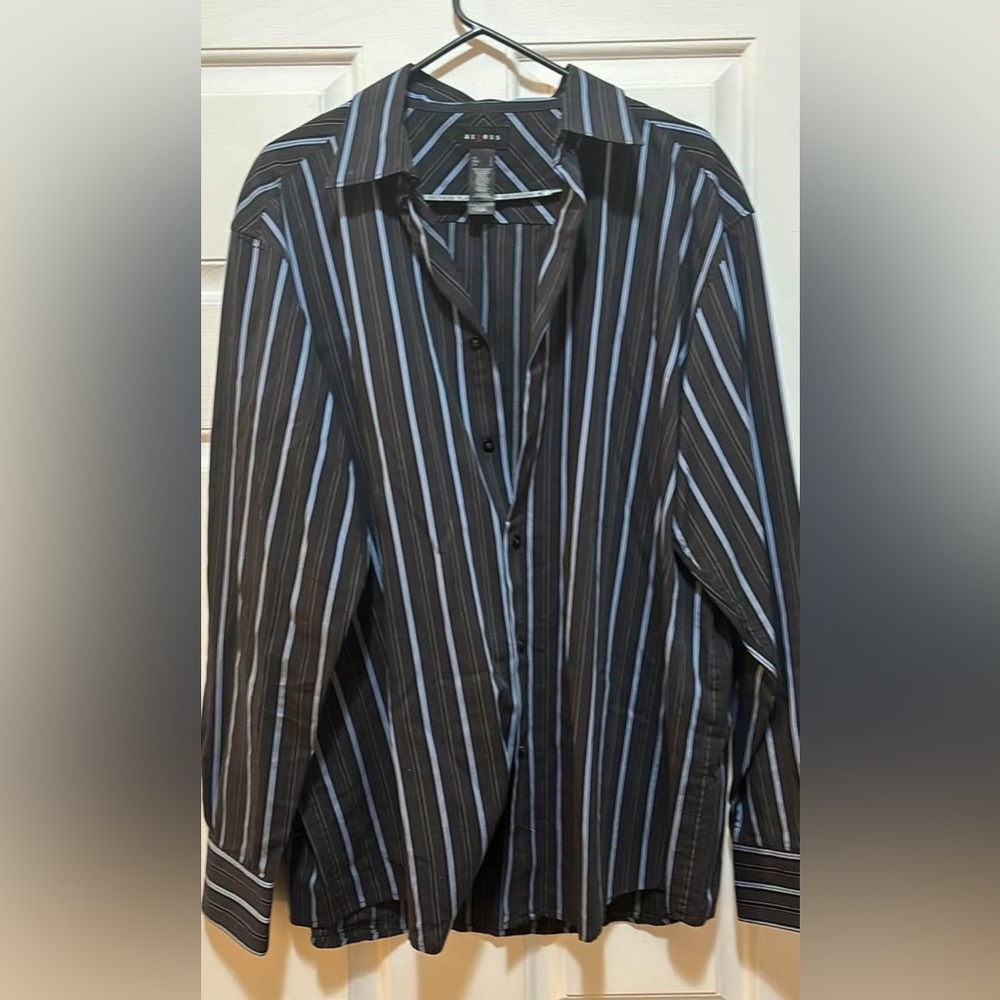 Axcess Men's Dress Shirt - Size Large